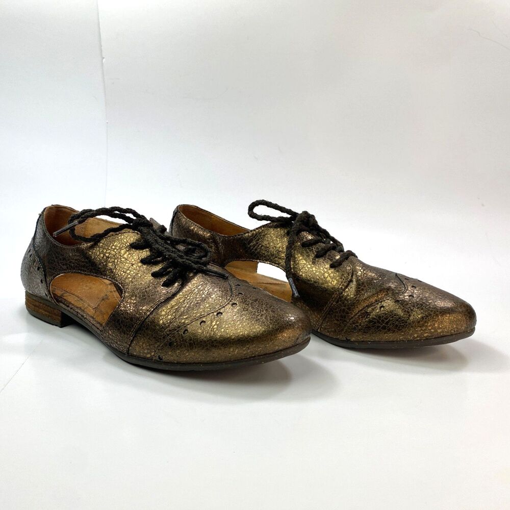 Naya Tahlia Bronze Leather Flat Shoes Size 7M Spectators Lace Up Dark Academia